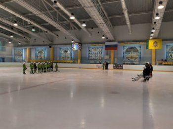 Хоккейный матч в спорт. комплексе "Дизель- Арена"